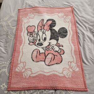 Vintage Disney Pink and White Minnie Mouse Blanket 1984